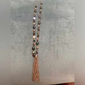 Vintage Liz Claiborne rose gold tone chain metal bead, 20-22.5” long necklace